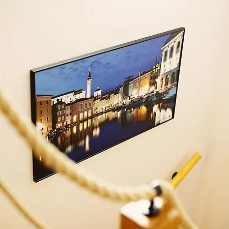 Apartment Gallery *